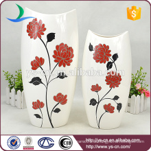 Weiße und rote Rosen Moderne chinesische Porzellan Vase Dekor